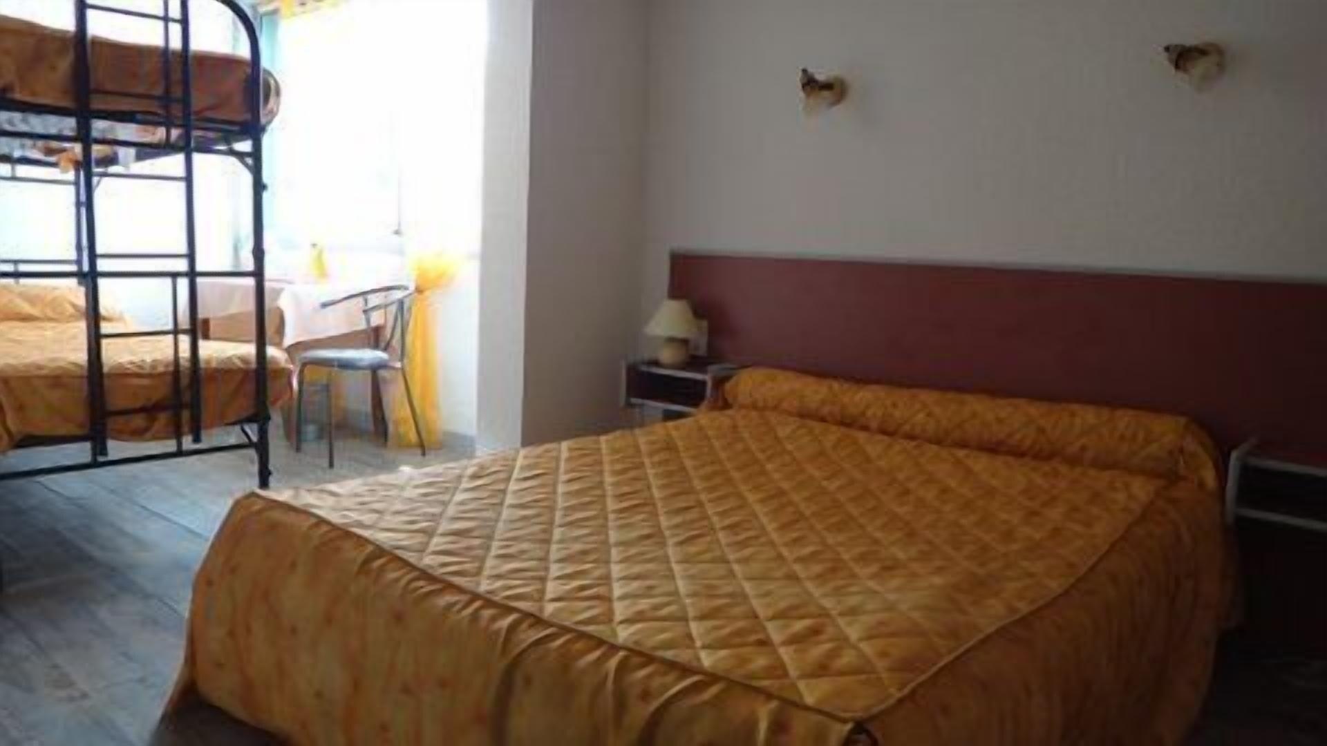 לה בורבול Hotel Au Val Dore מראה חיצוני תמונה