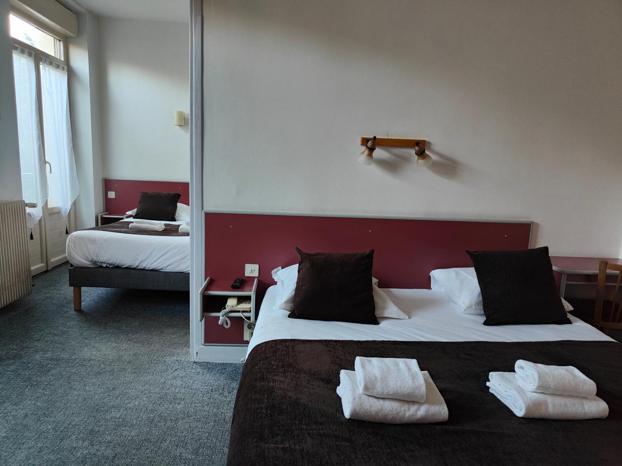לה בורבול Hotel Au Val Dore מראה חיצוני תמונה
