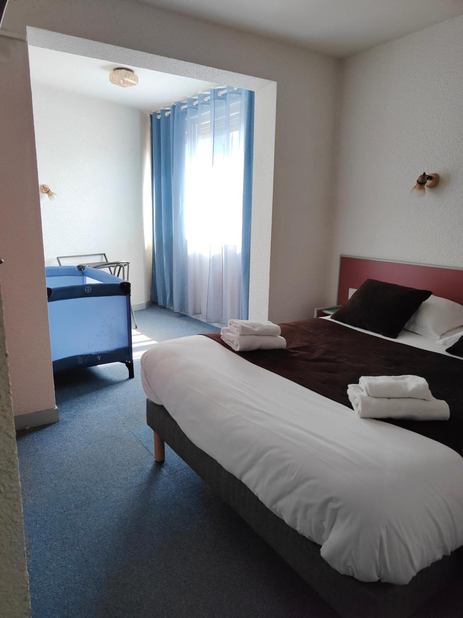 לה בורבול Hotel Au Val Dore מראה חיצוני תמונה