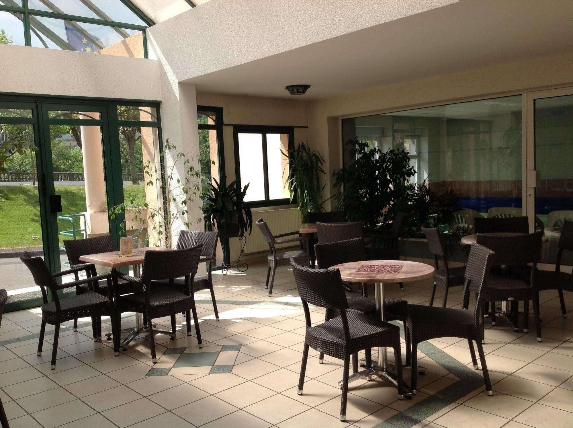 לה בורבול Hotel Au Val Dore מראה חיצוני תמונה