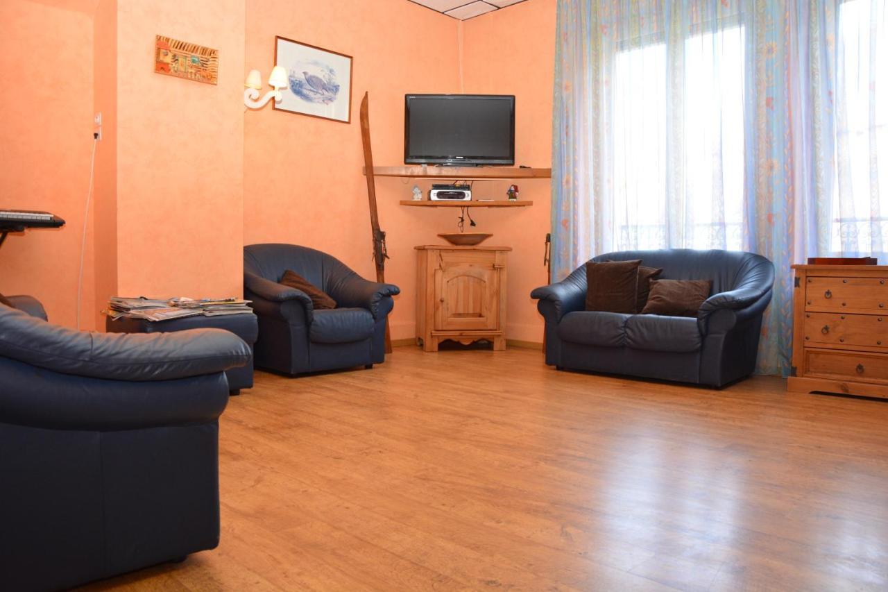 לה בורבול Hotel Au Val Dore מראה חיצוני תמונה